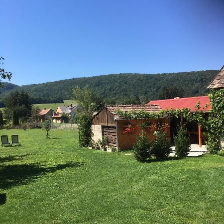Liliom Vendégház Bakonybél Exterior foto